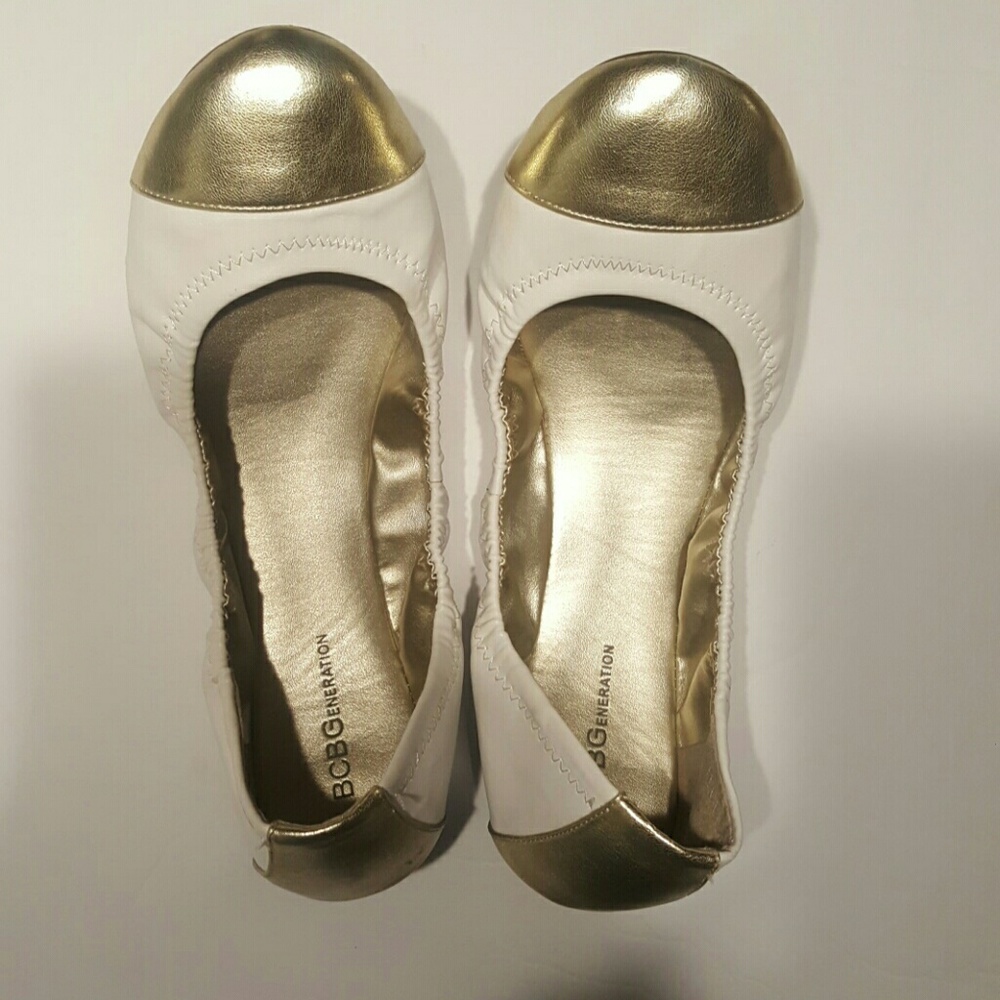 BCBGeneration 9 1/2B Flats